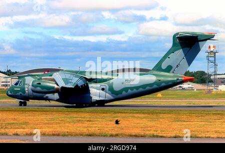 ForÃ§a Aerea Brasileira - Embraer KC-390 PT-ZNF (msn 39000001), au salon international de l'aéronautique SBAC de Farnborough, le 7 juillet 2016. (ForÃ§a Aerea Brasileira - Force aérienne brésilienne) Banque D'Images