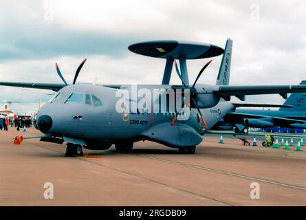 CASA C-295AEW EC-295 (msn P-001), à la RAF Fairford pour le Royal International Air Tattoo, le 16 juillet 2011. Banque D'Images