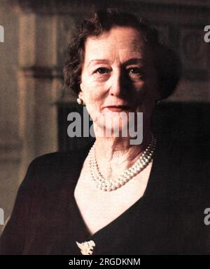 Portrait de la douairière Lady Howard de Walden, anciennement Margherita van Raalte avant son mariage, fondatrice et présidente du bal de la reine Charlotte, le point culminant de la saison des débuts. Elle a relancé le bal de la reine Charlotte en 1925. Banque D'Images