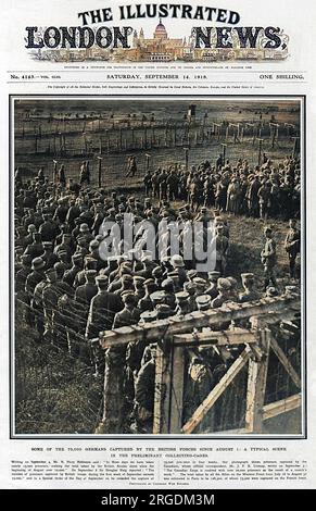 Quelques-uns des prisonniers de guerre allemands capturés par les forces canadiennes en août 1918 : une scène typique dans les cages de collecte préliminaires. Le total pris par toutes les forces alliées sur le front occidental du 18 juillet au 31 août est estimé à plus de 128000, dont 75000 capturés sur le front français. Banque D'Images