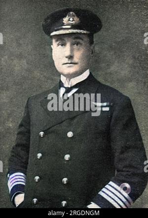 Le capitaine J.E.T.C. Harper de la Marine royale, nommé maître de la flotte pour l'inspection de la flotte par le roi George V à Spithead en juillet 1914 Banque D'Images