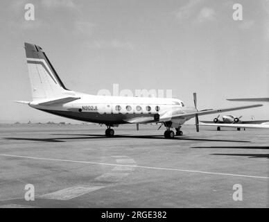 Grumman G.159 Gulfstream I N902JL (msn 130), à l'aéroport international de San Francisco le 16 juillet 1966. Banque D'Images