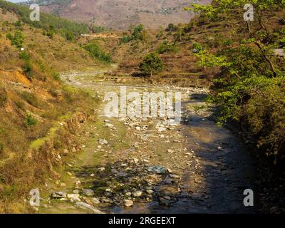 Panar Rivière, collines du Kumaon, Uttarakhand, Inde Banque D'Images