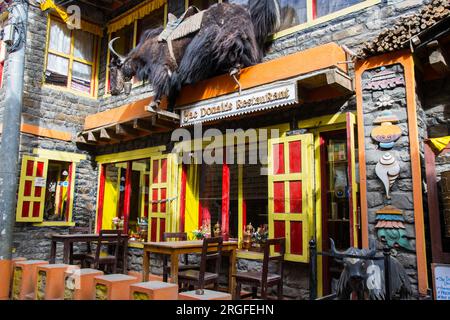 Célèbre restaurant YAC Donalds à Kagbeni, Upper Mustang du Népal Banque D'Images