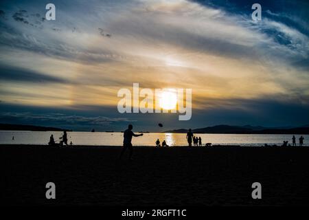 Lever du soleil de Toronto de Lakeshore à Etobicoke, Canada, jour d'été. Banque D'Images