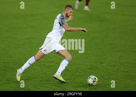 Swansea, Royaume-Uni. 08 août 2023. Harry Darling de la ville de Swansea en action. Carabao Cup, match du 1e tour, Swansea City contre Northampton Town au Swansea.com Stadium à Swansea, pays de Galles le mardi 8 août 2023. Cette image ne peut être utilisée qu'à des fins éditoriales. Usage éditorial uniquement, photo par Andrew Orchard/Andrew Orchard photographie sportive/Alamy Live News crédit : Andrew Orchard photographie sportive/Alamy Live News Banque D'Images