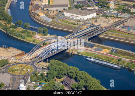 Vue aérienne, pont Karl Lehr, entre Kaßlerfeld et Ruhrort, Ruhrort, Duisbourg, région de la Ruhr, Rhénanie du Nord-Westphalie, Allemagne Banque D'Images