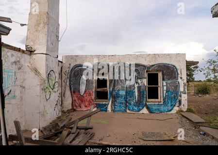 Twin Arrows, AZ est une ville abandonnée le long d'une portion désolée de la route 66 Banque D'Images