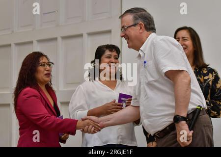 Toluca, Mexique. 12 juin 2023. 09 août 2023 Toluca, Mexique : Marcelo Ebrard Casaubón, Marcelo Ebrard, ancien secrétaire des Affaires étrangères du Mexique, lors d'une conférence de presse où il a parlé de la mise en œuvre possible du passeport violet dans la prochaine administration de la présidence mexicaine. Le 09 août 2023 à Toluca, México. (Photo Arturo Hernández/Eyepix Group/Sipa USA) crédit : SIPA USA/Alamy Live News Banque D'Images