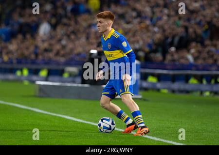 Buenos Aires, Argentine. 09 août 2023. Valent'n Barco de Boca Juniors vu en action lors du Copa CONMEBOL Libertadores Round of 16 second left match 2023 entre Boca Juniors et Nacional à l'Estadio Alberto J. Armando. Score final ; Boca Juniors 2:2 Nacional.Penalties ; 4:2 crédit : SOPA Images Limited/Alamy Live News Banque D'Images