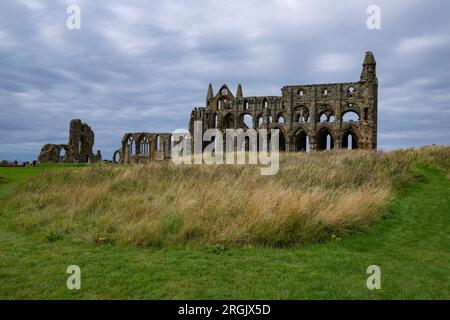 Whitby Abbey moody Dramatic Cloudscape Bram Stoker Dracula Banque D'Images