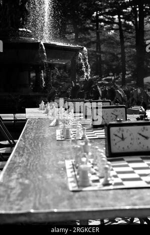 Tournoi d'échecs organisé en plein air à Central Park, New York Banque D'Images
