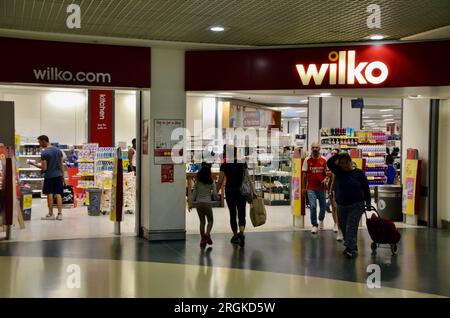 wilco magasin dans la ville commerçante verte de bois haringey N22 londres angleterre Royaume-Uni 10 août 2023 Banque D'Images