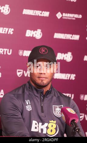 Burnley, Royaume-Uni. 10 août 2023. Vincent Kompany à Burnley v Manchester City Conférence de presse 10 août 2023 à Barnfield Training Ground Credit : Sharon Latham/Burnley FC/Alamy Live News Banque D'Images