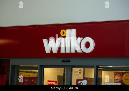 Brentwood Essex 10 août 2023 Wilko s'effondre dans l'administration mettant 12 000 emplois à risque la chaîne de rue de la haute Wilko a déclaré qu'il a nommé des administrateurs après avoir échoué à obtenir un accord de sauvetage, mettant environ 12 000 emplois à risque. Crédit : Ian Davidson/Alamy Live Banque D'Images