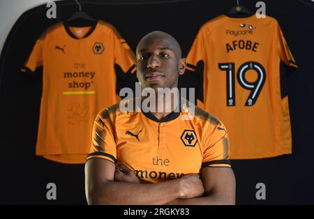 Le footballeur Wolverhampton Wanderers Benik Afobe Banque D'Images