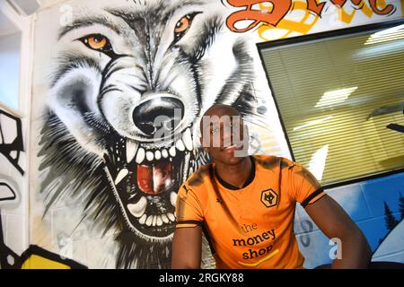 Le footballeur Wolverhampton Wanderers Benik Afobe Banque D'Images