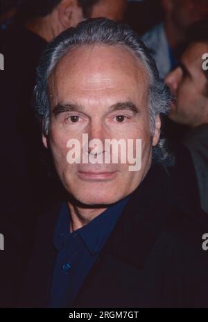 **FICHIER PHOTO** Brice Marden est décédé. Brice Marden assiste à la première de Shaft au Ziegfeld Theatre à New York le 12 juin 2000. Crédit photo : Henry McGee/MediaPunch Banque D'Images