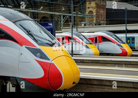 LNER Class 801 Azuma, Kings Cross Station, Euston Road, Londres, Angleterre Banque D'Images