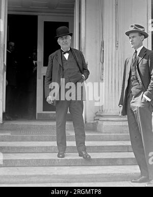 Thomas Edison lors d'une visite à la Maison Blanche ca. 1922 Banque D'Images