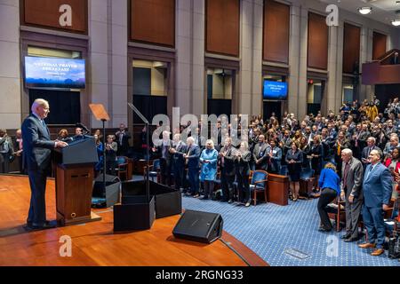 Reportage : le président Joe Biden assiste au petit déjeuner de prière national, jeudi 2 février 2023, au centre des visiteurs du Capitole des États-Unis au Capitole des États-Unis à Washington, DC Banque D'Images