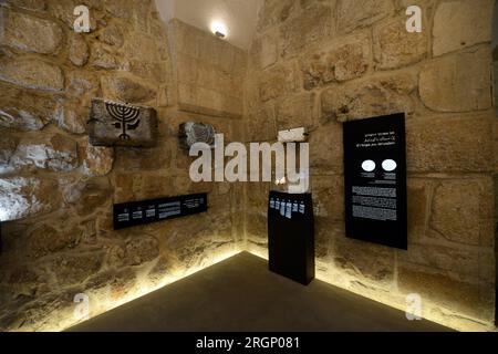 Salles d'exposition dans le musée rénové de la Tour de David situé dans la Citadelle, vieille ville de Jérusalem, Israël. Banque D'Images