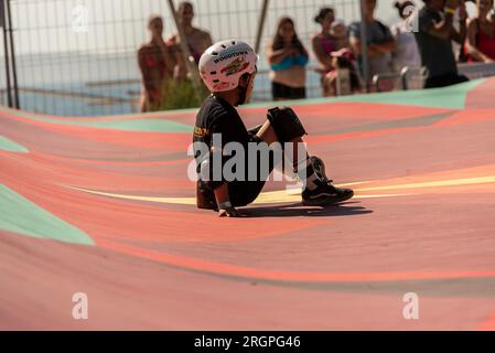 vigo, espagne. 10 août 2023. Image de la journée d'entraînement et de pré-qualification de skateboard pendant le championnat d'O Marisquino23. crédit. Xan Gasalla / Alamy Live News Banque D'Images