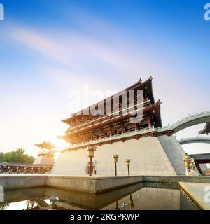 La Tour Ziyun a été construite en 727 après J.-C. et est le bâtiment principal du jardin de Datang Fudong, Xi'an, Chine. Banque D'Images