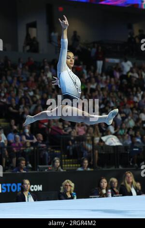 5 août 2023 : gymnaste Tiana Sumanasekera lors de l'US Classic. Le Core Hydration Classic 2023 a lieu au NOW Arena de Hoffman Estates, Illinois. Melissa J. Perenson/CSM (image de crédit : © Melissa J. Perenson/Cal Sport Media) Banque D'Images