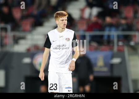 Jordan Majchrzak de Puszcza Niepolomice vu lors du match de football polonais PKO Ekstraklasa League 2023/2024 entre Puszcza Niepolomice et Stal Mielec au stade de Cracovia. Score final ; Puszcza Niepolomice 1:0 Stal Mielec. Banque D'Images