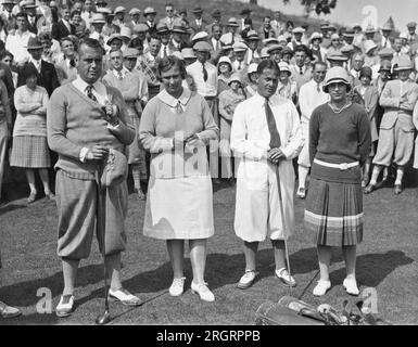 Pasatiempo, Californie : c. 1929. Bobby Jones est deuxième à partir de la droite dans ce groupe dapper. Banque D'Images