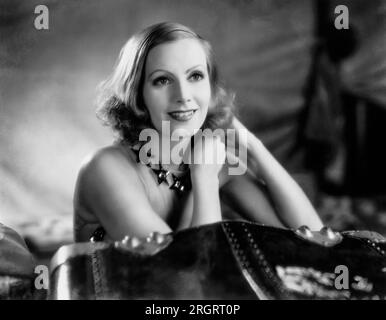 Hollywood, Californie : c. 1931 actrice Greta Garbo dans le film, Susan Lennox-Her Fall and Rise'. Banque D'Images