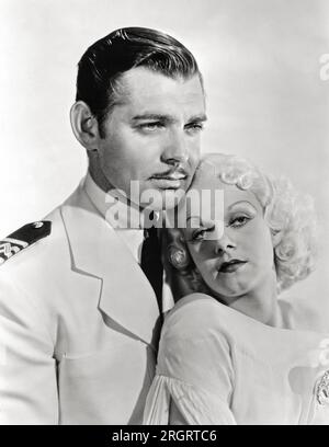 Hollywood, Californie : c. 1935 les stars de cinéma Clark Gable et Jean Harlow dans le film 'China Seas'. Banque D'Images