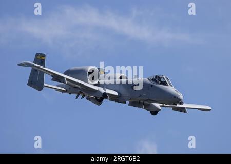 Fairchild Republic A-10 Thunderbolt au-dessus de Boundary Bay Canada Banque D'Images