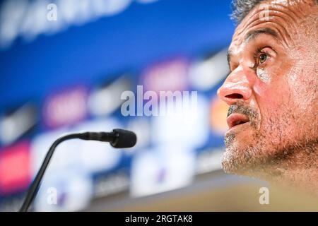 Poissy, France. 11 août 2023. Luis ENRIQUE du PSG lors d'une conférence de presse le 11 août 2023 au Campus PSG à Poissy, France - photo Matthieu Mirville/DPPI crédit : DPPI Media/Alamy Live News Banque D'Images