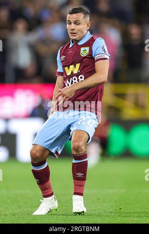 Josh Cullen de Burnley lors du match de Premier League Burnley vs Manchester City au Turf Moor, Burnley, Royaume-Uni, le 11 août 2023 (photo de Mark Cosgrove/News Images) Banque D'Images