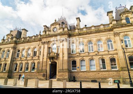 Wolverhampton, Royaume-Uni - août 11 2023 : entrée principale de Wolverhampton Magistrates court dans North Street of the City Banque D'Images