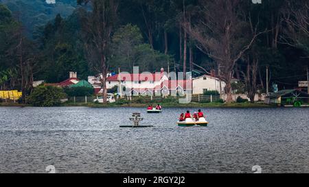 Le lac Kodaikanal, également connu sous le nom de lac Kodai, est un lac artificiel situé dans la ville de Kodaikanal dans le district de Dindigul dans le Tamil Nadu, en Inde. 13-mai-2023, Kod Banque D'Images