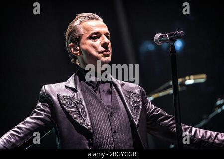 Oslo, Norvège. 11 août 2023. Le groupe anglais Depeche mode donne un concert live à la Telenor Arena à Oslo. Ici, le chanteur et compositeur Dave Gahan est vu en direct sur scène. (Crédit photo : Gonzales photo/Alamy Live News Banque D'Images