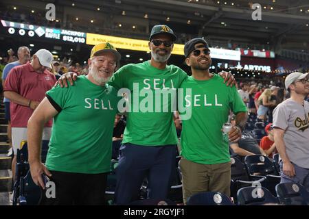 Oakland Athletics organise une manifestation contre le déménagement de l'équipe à Las Vegas lors d'un match de saison régulière de la MLB entre les Oakland Athletics et les Nationals de Washington au Nationals Park à Washington, DC le 11 août 2023. La manifestation de la campagne fans 2023 est appelée « Summer of Sell ». (Max Siker / image du sport) Banque D'Images