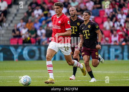 Eindhoven, pays-Bas. 12 août 2023. EINDHOVEN, PAYS-BAS - 12 AOÛT : Guus til of PSV lors du match néerlandais d'Eredivisie entre le PSV et le FC Utrecht au Philips Stadion le 12 août 2023 à Eindhoven, pays-Bas. (Photo de Jeroen Meuwsen/Orange Pictures) crédit : Orange pics BV/Alamy Live News Banque D'Images