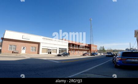 Burke County, GA États-Unis - 03 16 23 : Downtown Waynesboro bâtiments en briques vintage Banque D'Images