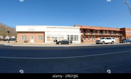 Burke County, GA États-Unis - 03 16 23 : Downtown Waynesboro Small Town USA vintage Banque D'Images