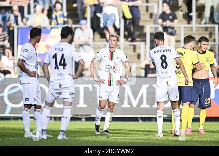 Bruxelles, Belgique. 12 août 2023. Joren Dom de l'OHL semble abattu lors d'un match de football entre la Royale Union Saint-Gilloise et l'OH Leuven, samedi 12 août 2023 à Bruxelles, le jour 3/30 de la première division du championnat belge 'Jupiler Pro League' 2023-2024. BELGA PHOTO TOM GOYVAERTS crédit : Belga News Agency/Alamy Live News Banque D'Images