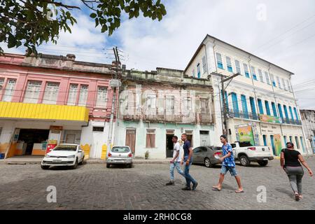 cachoeira, bahia, brésil - 4 novembre 2023 : vue d'architecture de vieilles demeures dans la ville de Cachoeira, dans le réconcilavo de Bahia. Banque D'Images