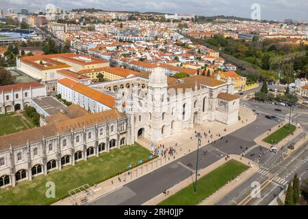 Le monastère de Jeronimos vue aérienne dans le quartier de Belem à Lisbonne, Portugal. Banque D'Images