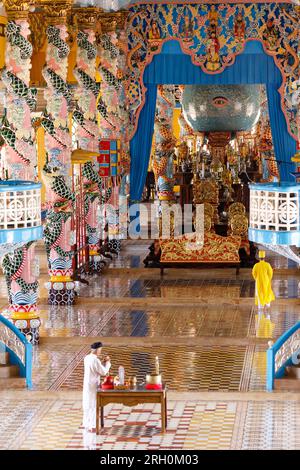 Tay Ninh, Vietnam. 21 août 2014. Temple CAO Dai, siège sacré du caodaïsme à Tay Ninh au Vietnam. Banque D'Images