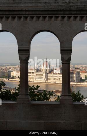 Détails architecturaux du quartier du château à Budapest Banque D'Images