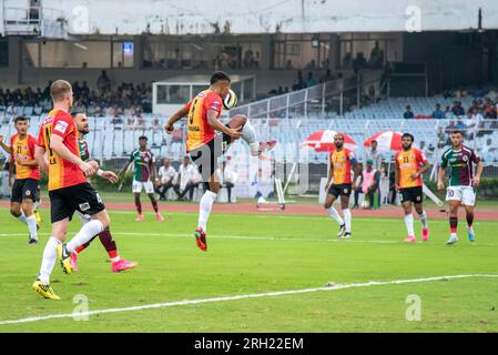 Kolkata, Inde. 12 août 2023. East Bengal FC a battu Mohunbagan Super Giant 1-0 dans Durand Cup Group League Match-2023 Kolkata Derby avec le score solitaire de Nandhakumar Sekar (maillot no-11) lors de la 2e moitié du match du 12 août 2023 au VYBK Stadium (image de crédit : © Amlan Biswas/Pacific Press via ZUMA Press Wire) USAGE ÉDITORIAL UNIQUEMENT! Non destiné à UN USAGE commercial ! Banque D'Images