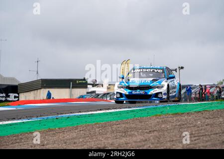 Dunfermline, Royaume-Uni. 13 août 2023. BTCC Knockhill Race 1 lors du British Touring car Championship au circuit de course de Knockhill, Dunfermline, Écosse, le 13 août 2023. Photo de Chris Williams. Usage éditorial uniquement, licence requise pour un usage commercial. Aucune utilisation dans les Paris, les jeux ou les publications d'un seul club/ligue/joueur. Crédit : UK Sports pics Ltd/Alamy Live News Banque D'Images